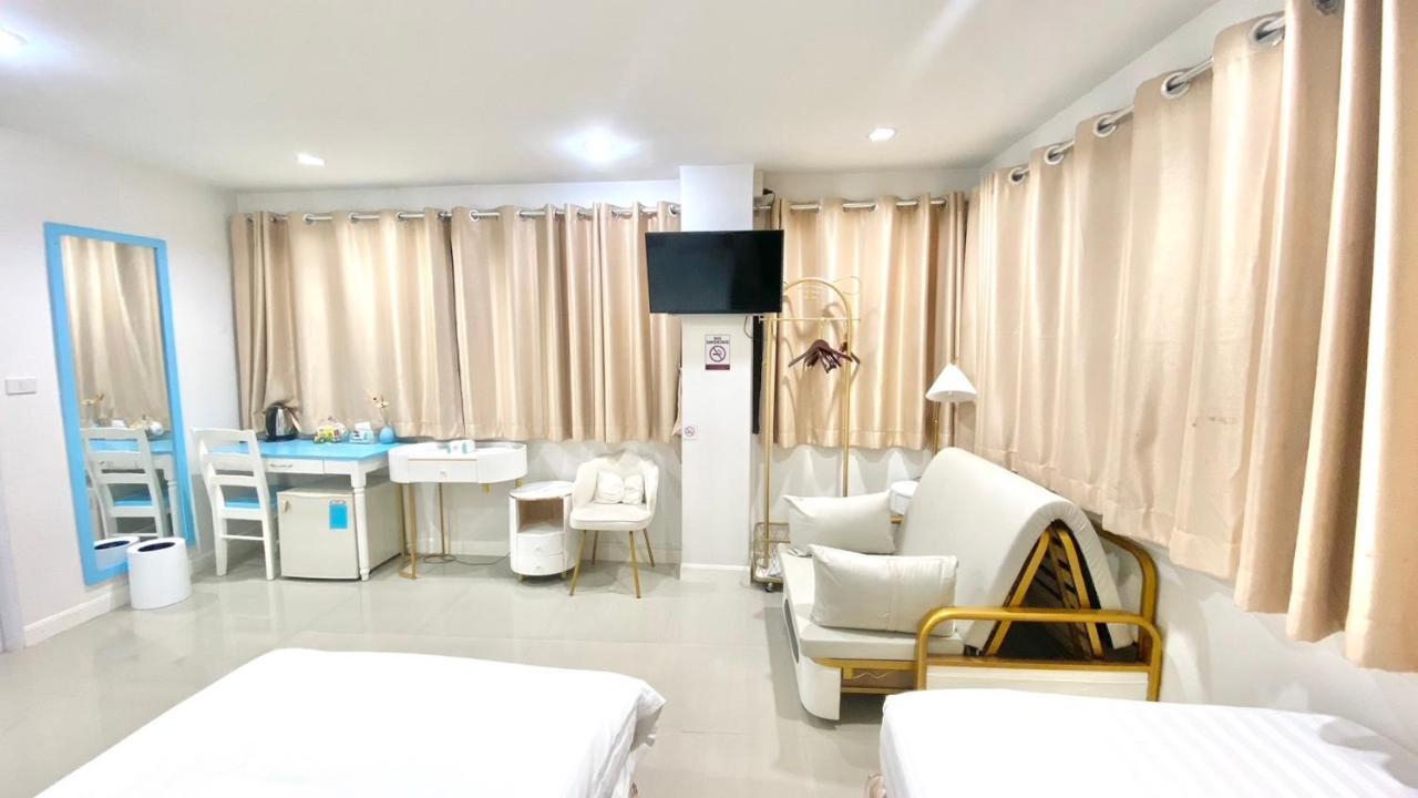 Abcyq Hotel バンコク都 エクステリア 写真