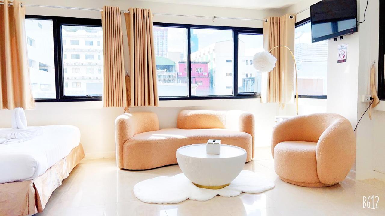 Abcyq Hotel バンコク都 エクステリア 写真